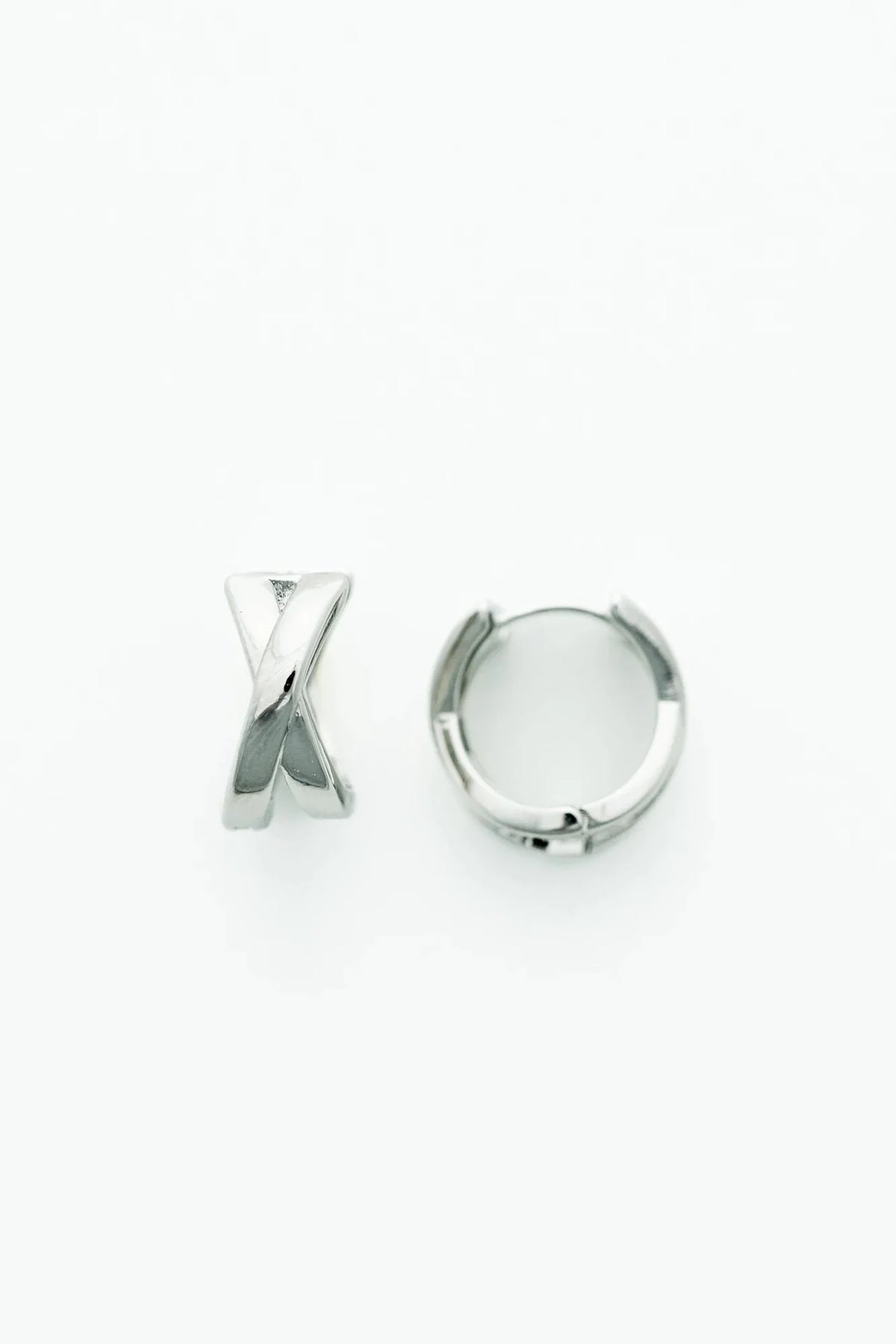 Francesca Crisscross Huggie Hoop | Silver