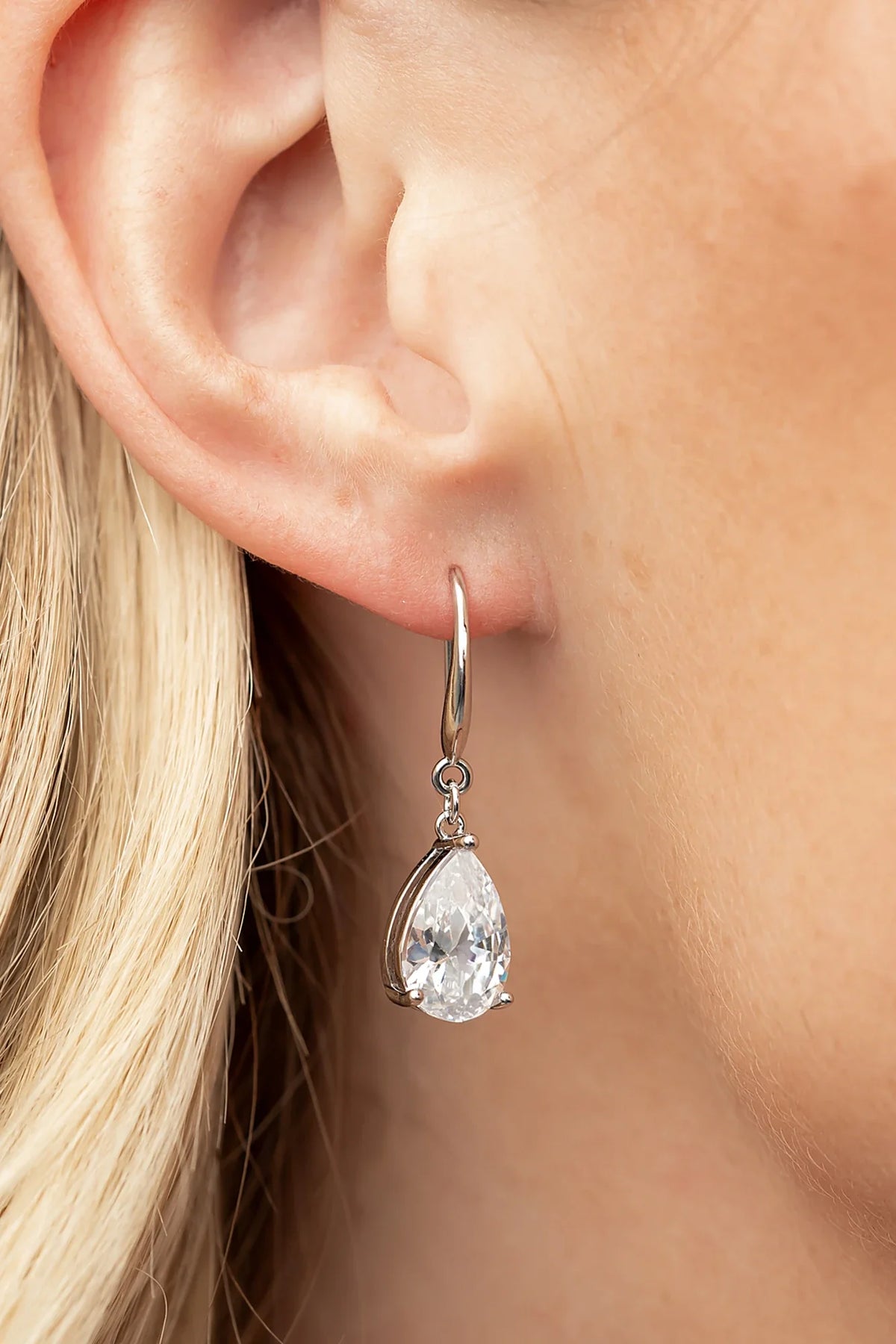 Aira Teardrop Earrings | Silver