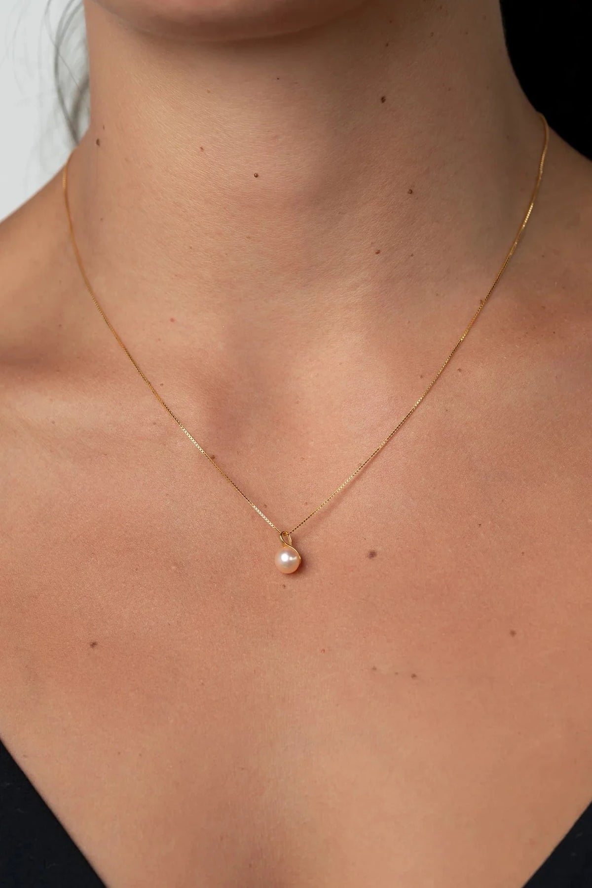 Tanaia Pearl Necklace | Gold