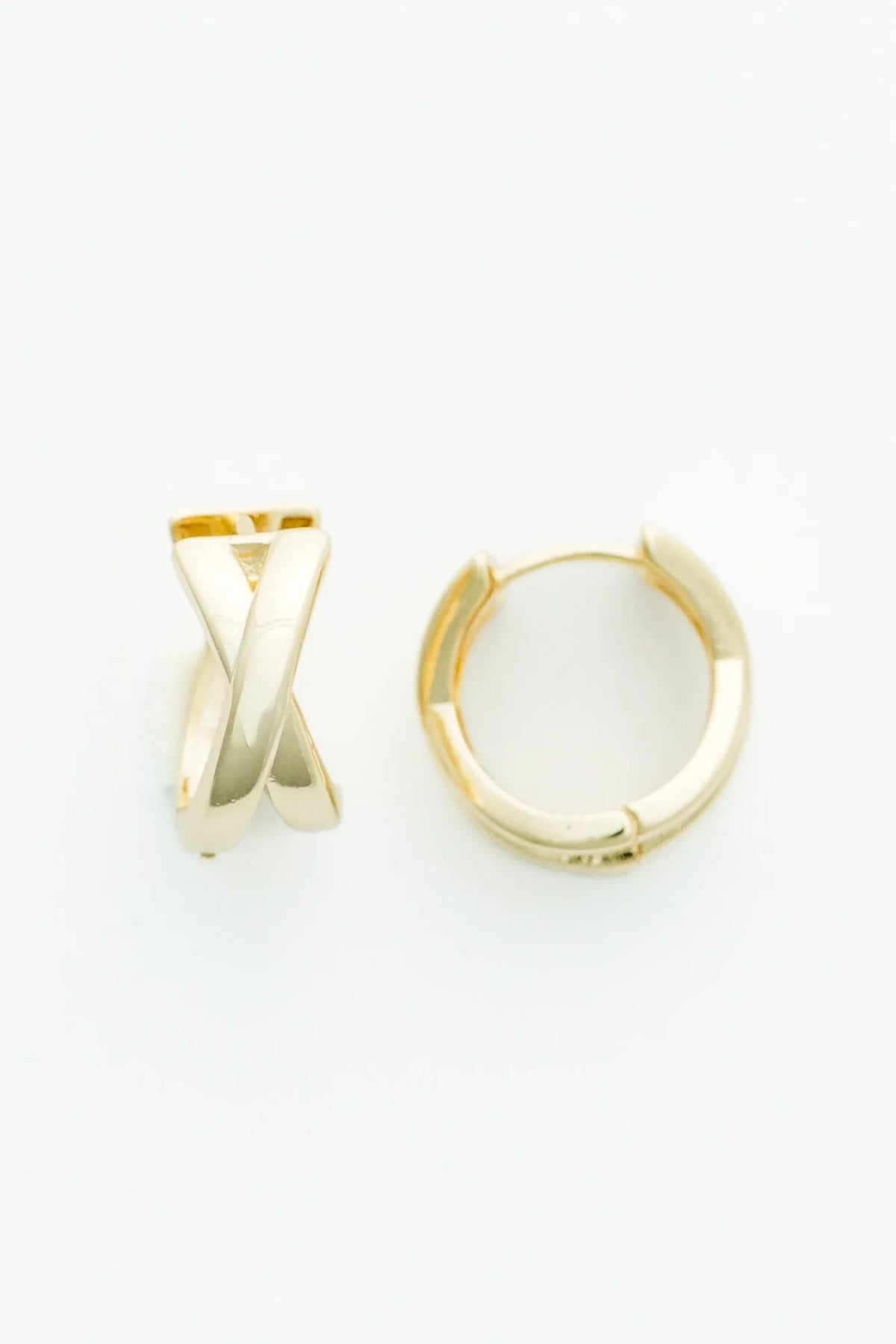 Francesca Crisscross Huggie Hoop | Gold