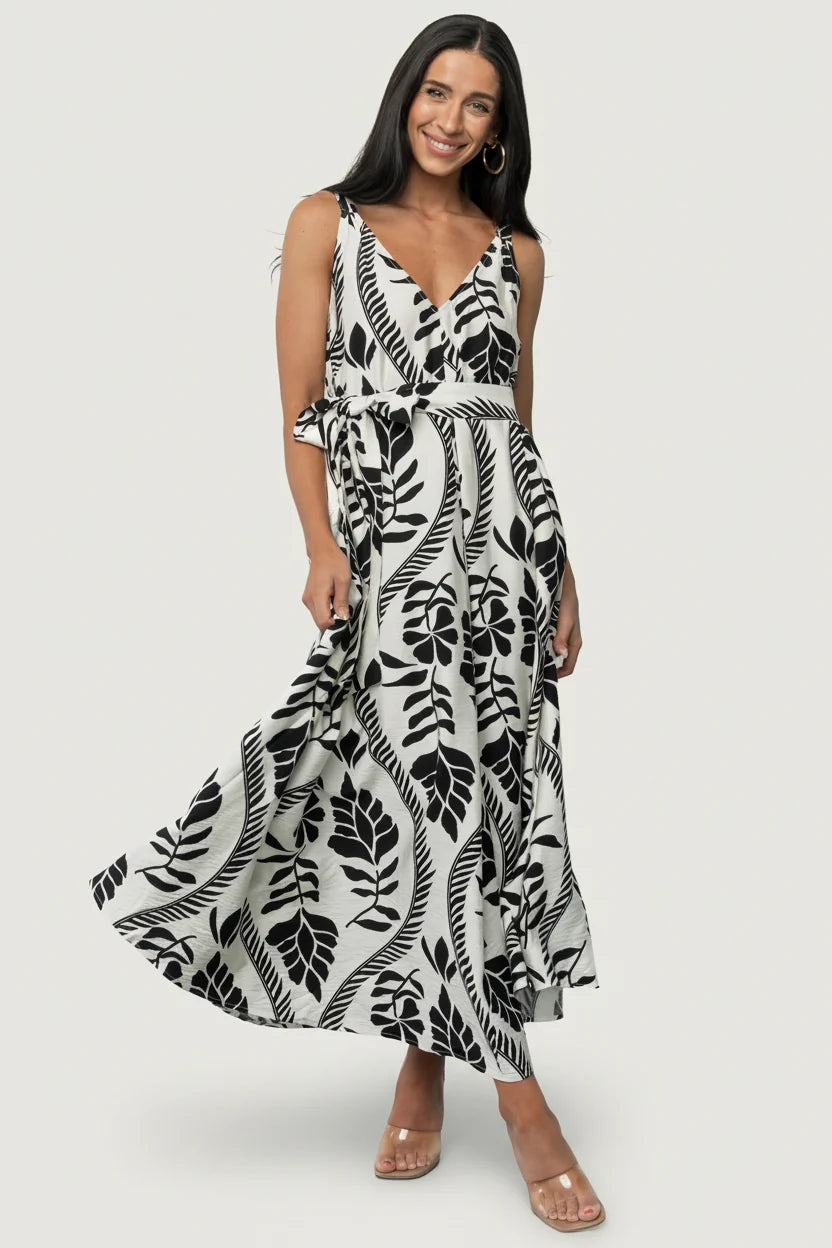 Sofía Maxi Dress | Ivory + Black
